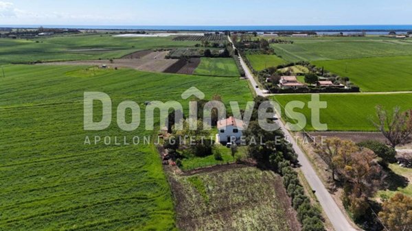 casa indipendente in vendita a Capalbio in zona Selva Nera
