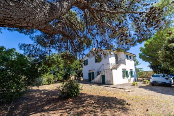 casa indipendente in vendita a Capalbio in zona Selva Nera