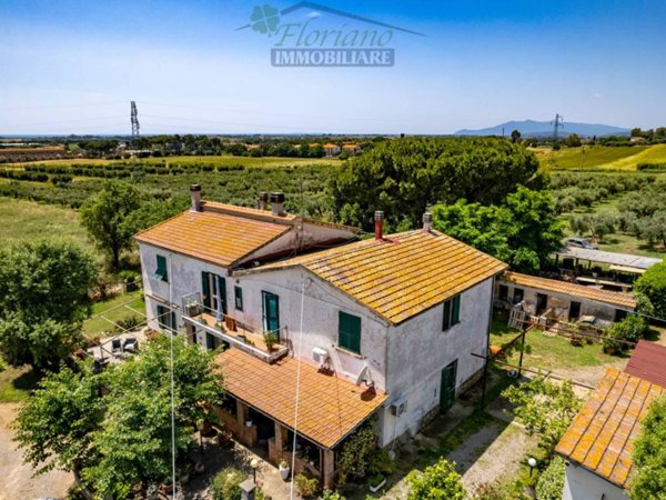 casa indipendente in vendita a Capalbio in zona Carige Alta