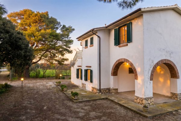 casa indipendente in vendita a Capalbio