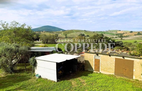 casa indipendente in vendita a Capalbio in zona Pescia Fiorentina