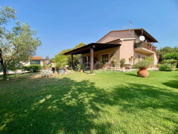 casa indipendente in vendita a Capalbio