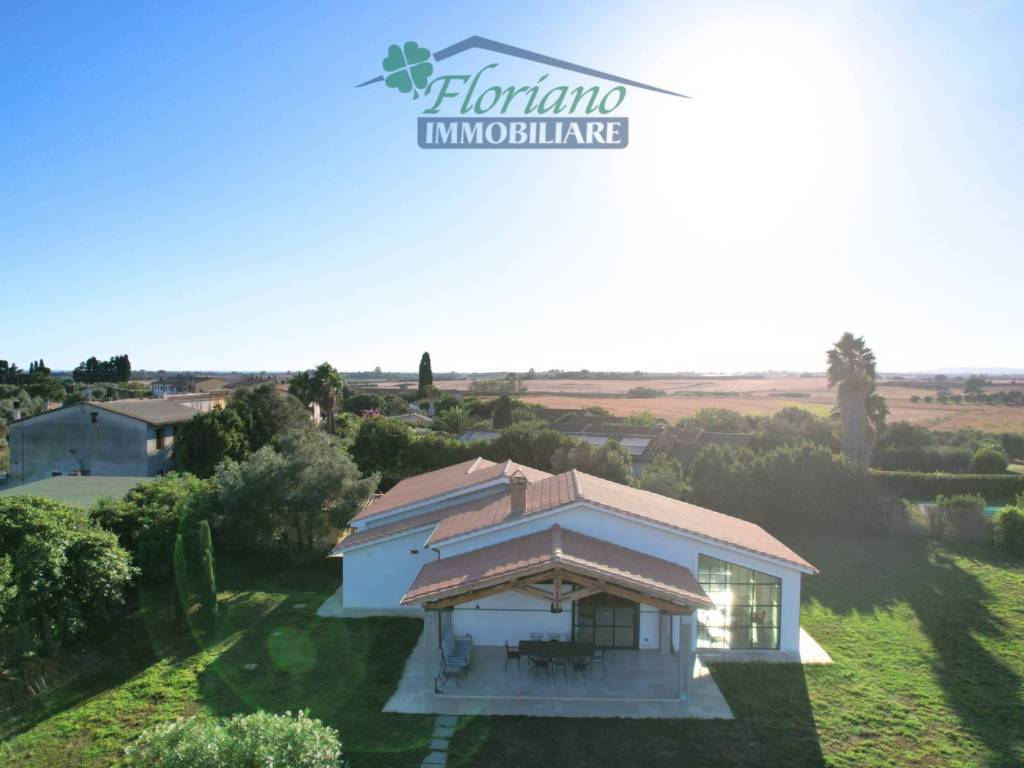 casa indipendente in vendita a Capalbio
