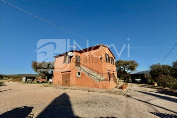 casa indipendente in vendita a Capalbio