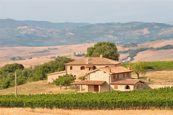 casa indipendente in vendita a Castel del Piano