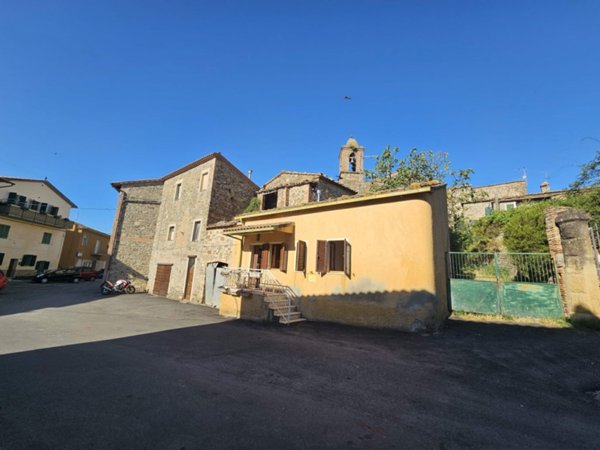 appartamento in vendita a Castel del Piano