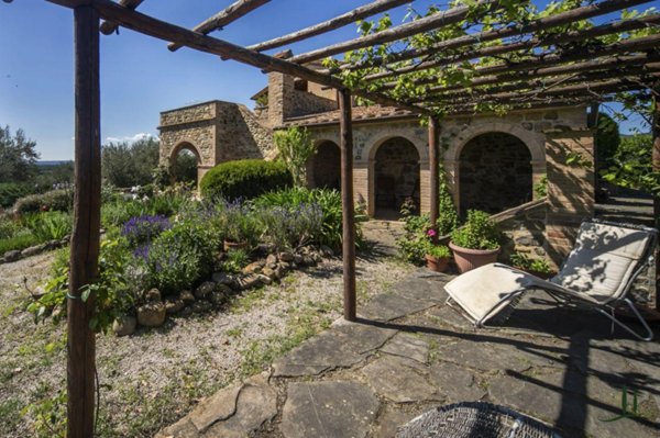 appartamento in vendita a Castel del Piano