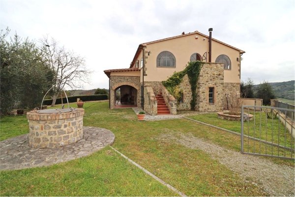 casale in vendita a Castel del Piano