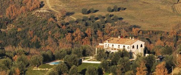 casa indipendente in vendita a Castel del Piano