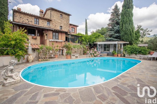 casa indipendente in vendita a Castel del Piano in zona Montegiovi