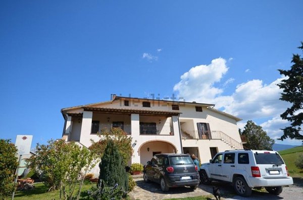 casale in vendita a Castel del Piano