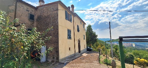 appartamento in vendita a Castel del Piano