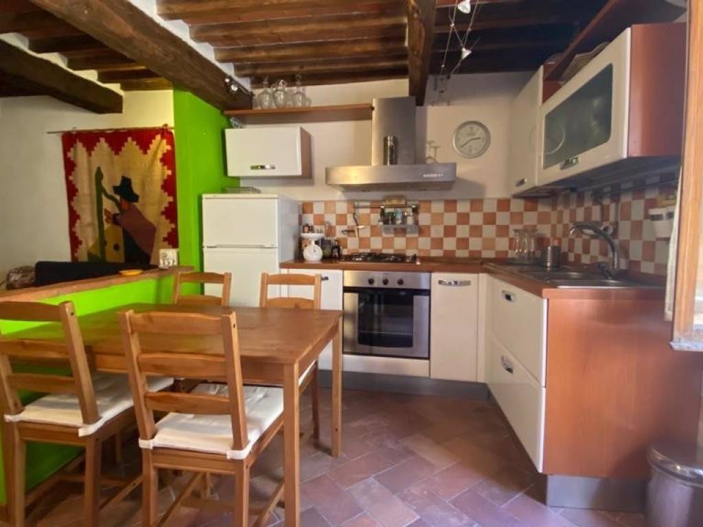 appartamento in vendita a Castel del Piano