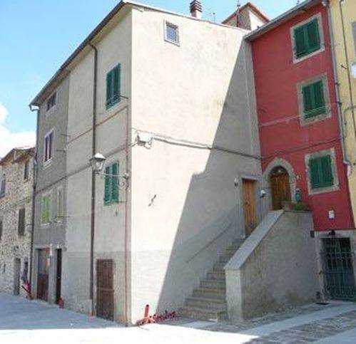 appartamento in vendita a Castel del Piano