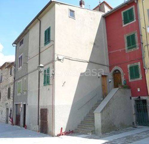 appartamento in vendita a Castel del Piano