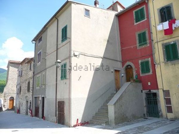 appartamento in vendita a Castel del Piano