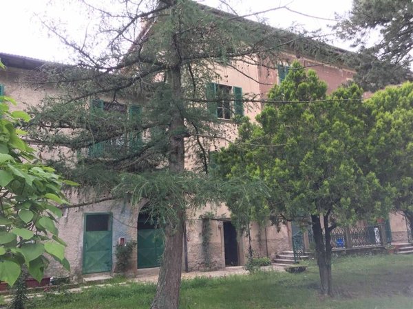 appartamento in vendita a Castel del Piano