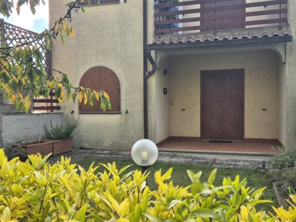 appartamento in vendita a Castel del Piano