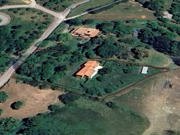 casa indipendente in vendita a Castel del Piano