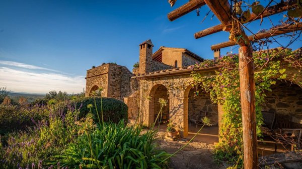 casale in vendita a Castel del Piano