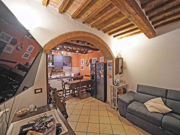 casa indipendente in vendita a Castel del Piano