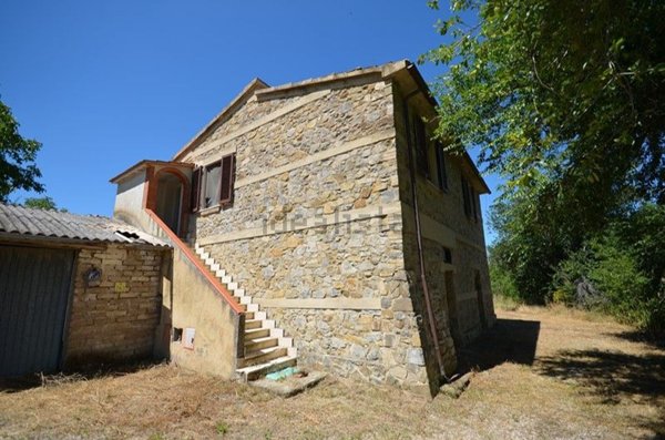 casale in vendita a Castel del Piano
