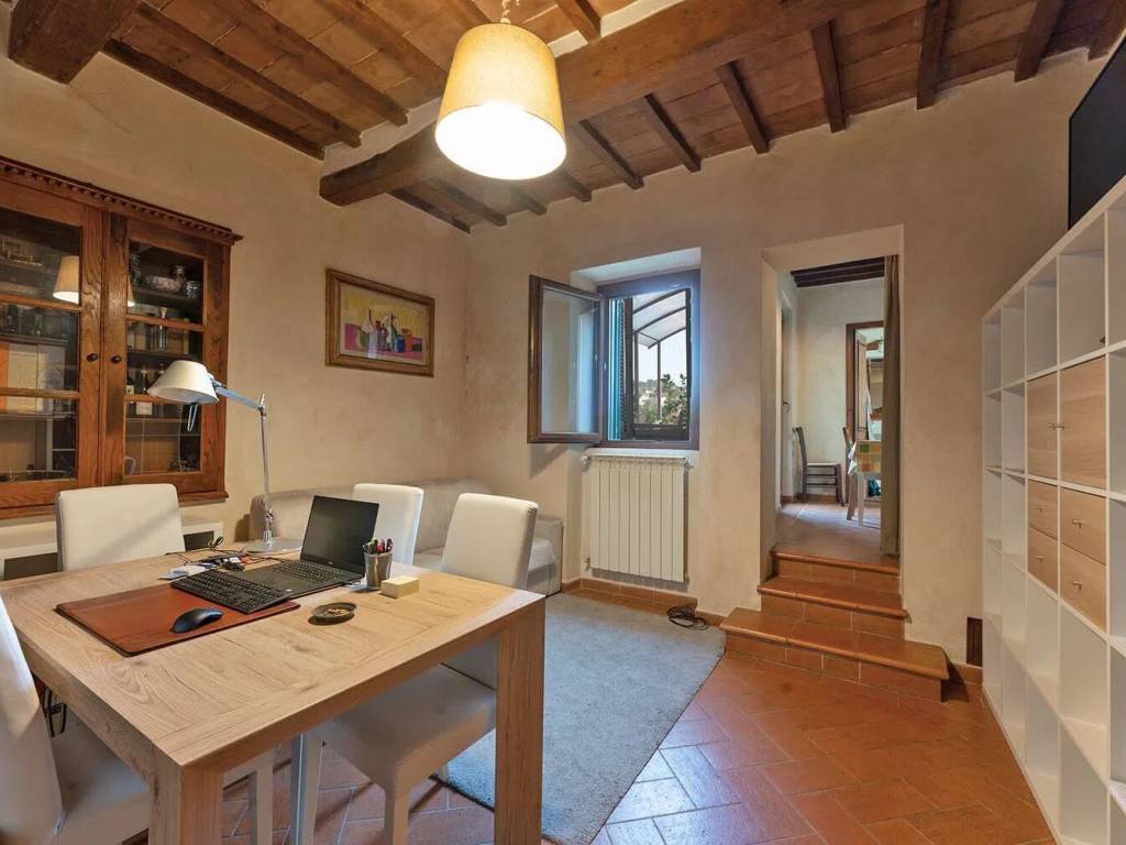 appartamento in vendita a Castel del Piano