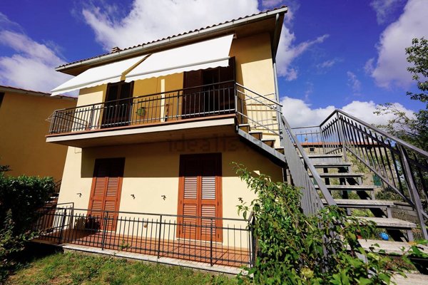 appartamento in vendita a Castel del Piano