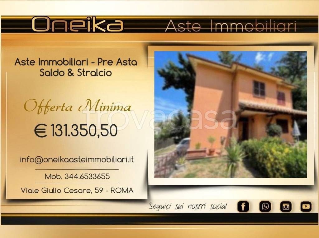 casa indipendente in vendita a Castel del Piano