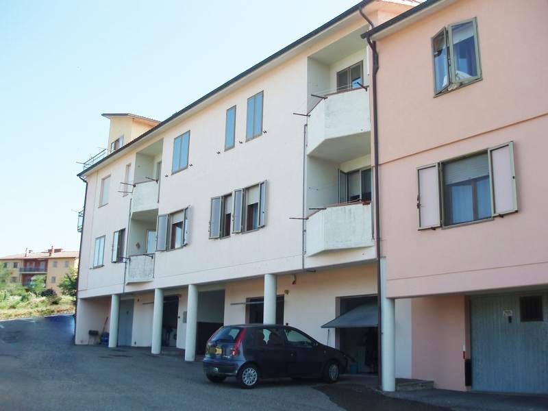 appartamento in vendita a Castel del Piano