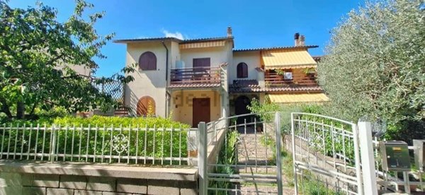 appartamento in vendita a Castel del Piano