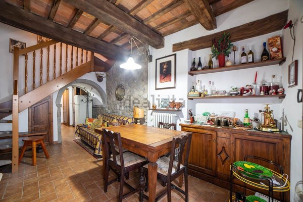 appartamento in vendita a Castel del Piano