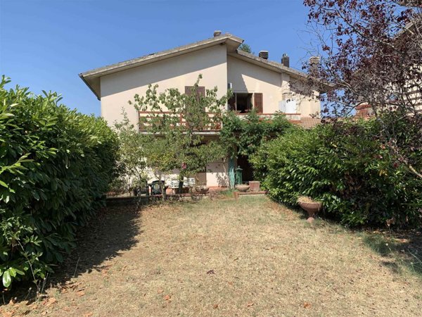 appartamento in vendita a Castel del Piano