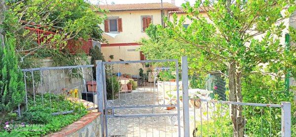 appartamento in vendita a Castel del Piano