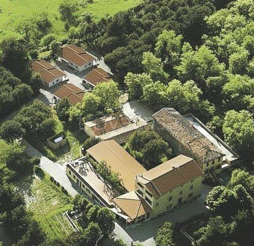 casa indipendente in vendita a Castel del Piano