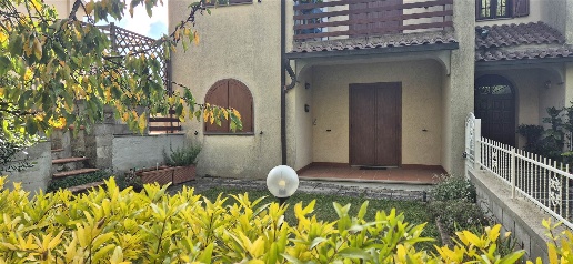 appartamento in vendita a Castel del Piano