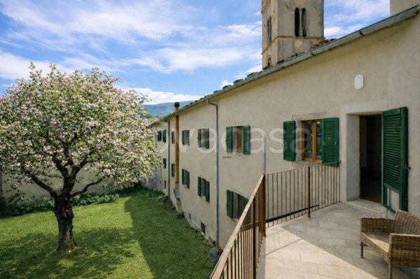 casa indipendente in vendita a Castel del Piano