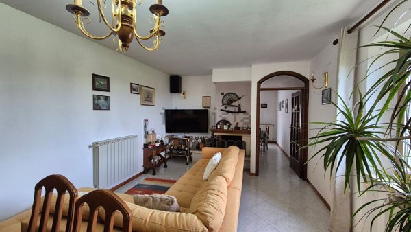 casa indipendente in vendita a Castel del Piano