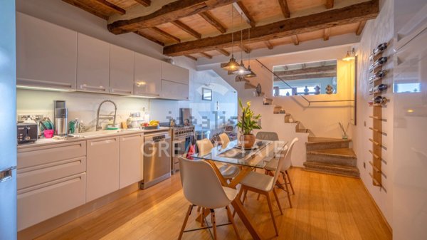 appartamento in vendita a Castel del Piano in zona Montegiovi