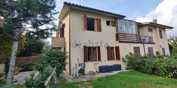 appartamento in vendita a Castel del Piano