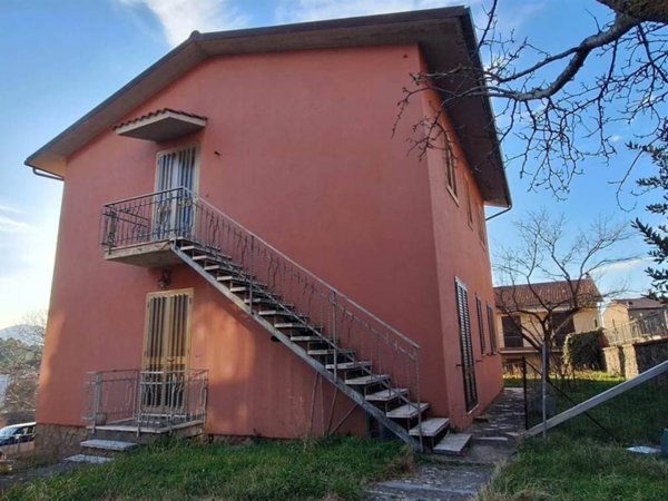 appartamento in vendita a Castel del Piano