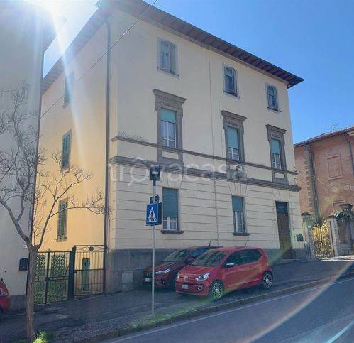 appartamento in vendita a Castel del Piano