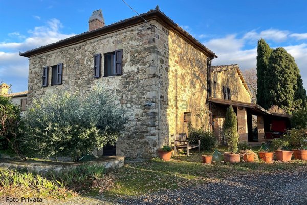 casa indipendente in vendita a Castel del Piano