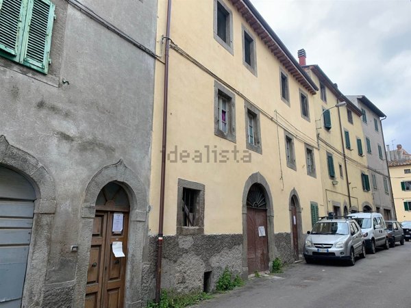 casa semindipendente in vendita a Castel del Piano