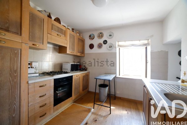 casa indipendente in vendita a Castel del Piano