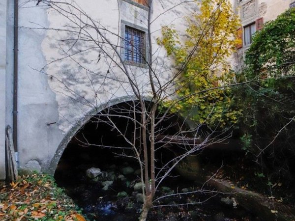 casa indipendente in vendita a Castel del Piano