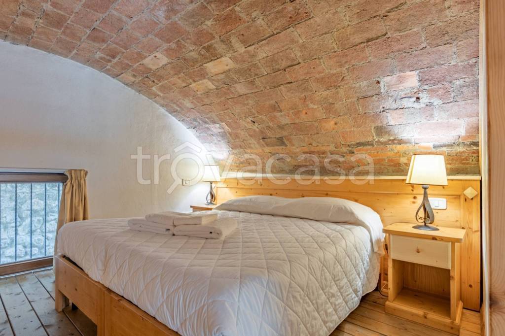 appartamento in vendita a Castel del Piano