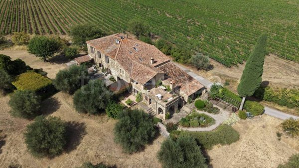 casa indipendente in vendita a Castel del Piano in zona Montegiovi