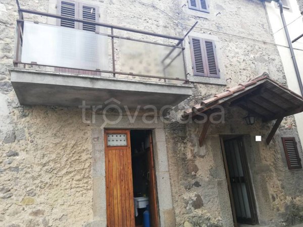 casa indipendente in vendita a Castel del Piano in zona Montegiovi