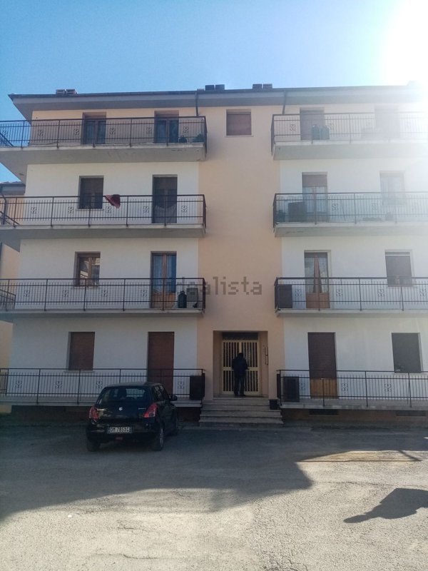 appartamento in vendita a Castell'Azzara